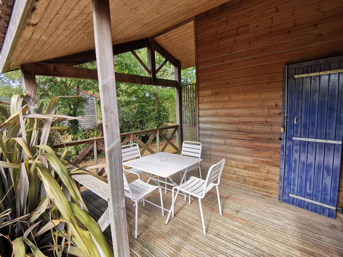 Camping De La Chagnee Saint-Aubin-le-Cloud Экстерьер фото
