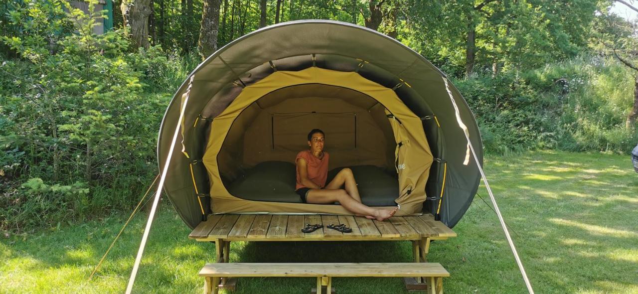 Camping De La Chagnee Saint-Aubin-le-Cloud Экстерьер фото